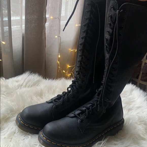 dr martens ib60